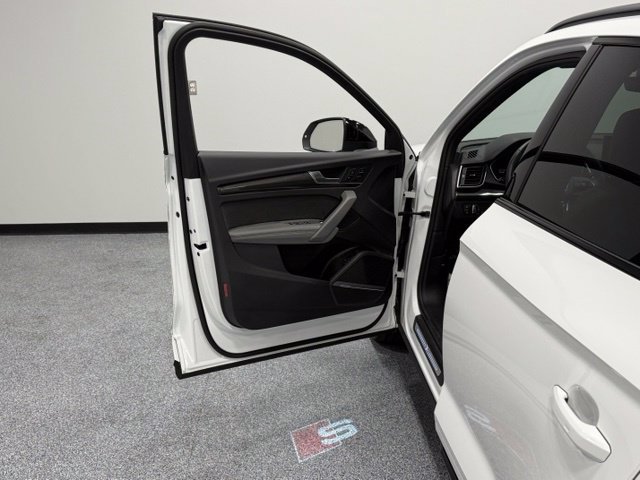 Used 2024 Audi SQ5 Premium Plus w/ Premium Plus Package AWD/4WD image 13