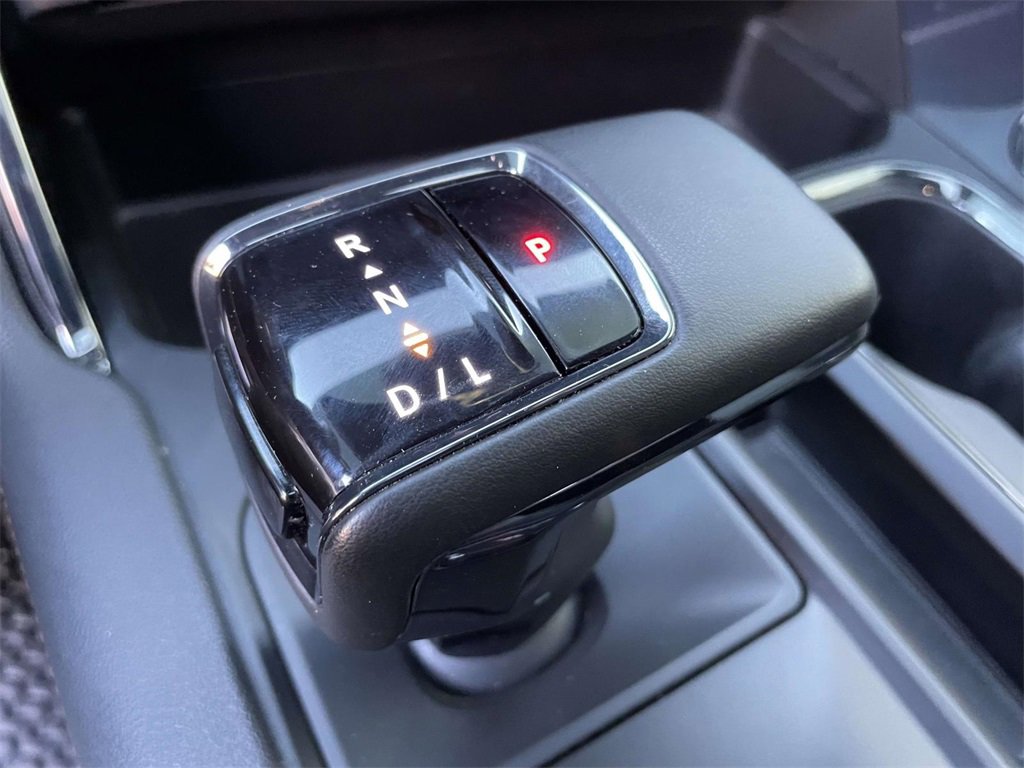 Used 2024 GMC Sierra 1500 AT4 w/ Technology Package image 26