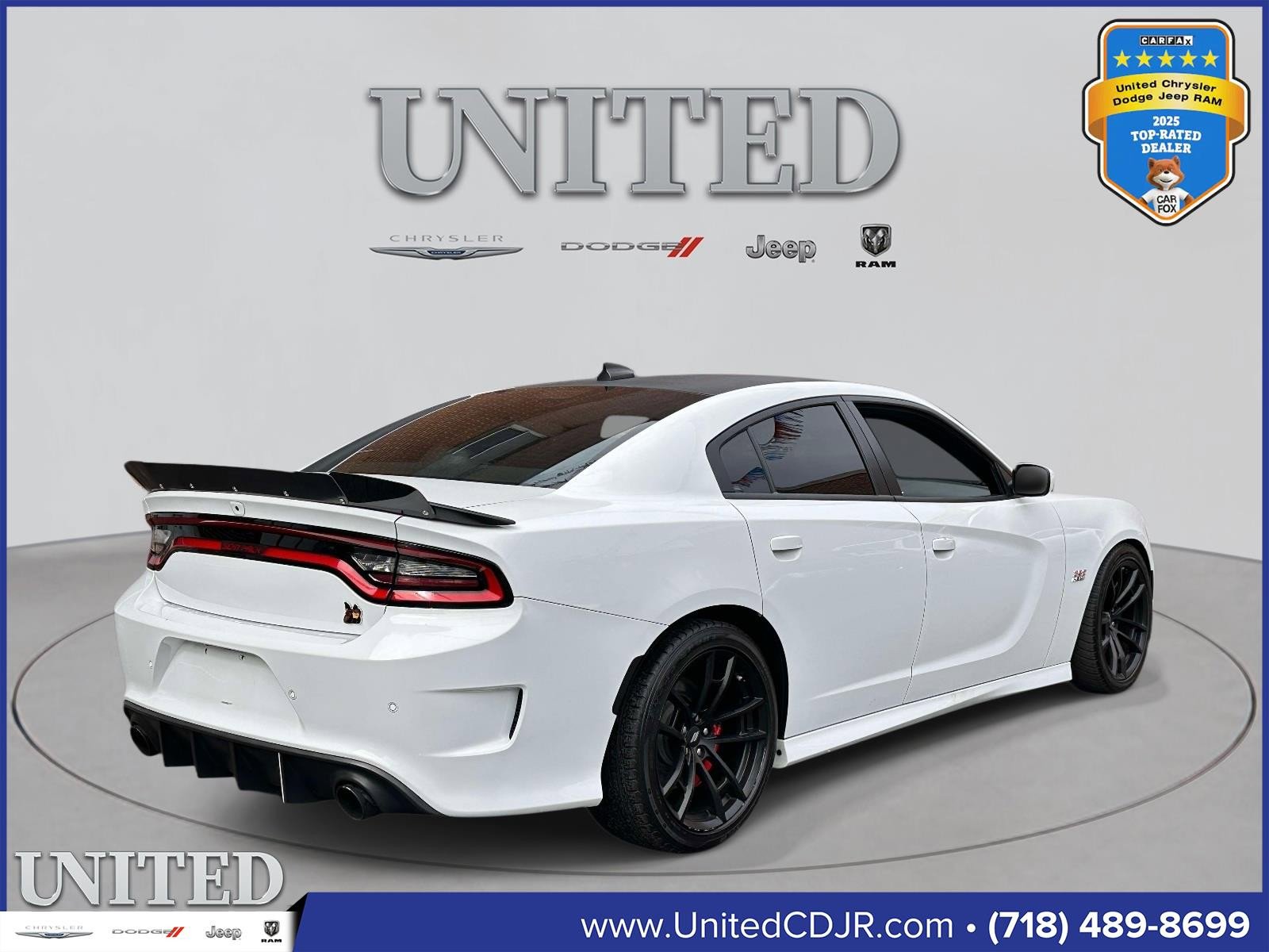 Certified 2022 Dodge Charger Scat Pack w/ Dynamics Package image 3