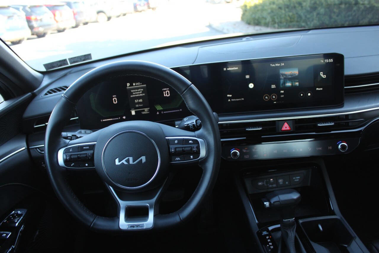 Used 2025 Kia K5 GT-Line w/ GT-Line Premium Package FWD image 14