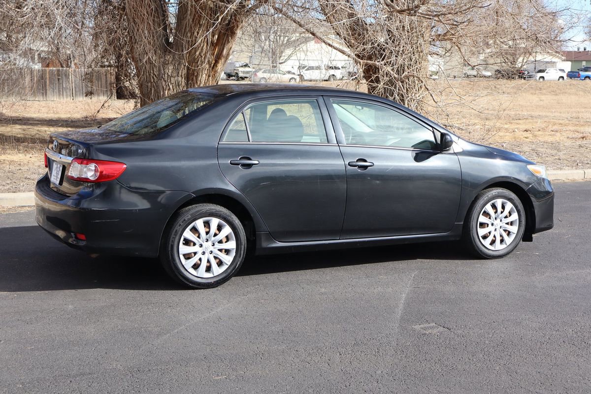 Used 2013 Toyota Corolla LE w/ Protection Pkg image 4