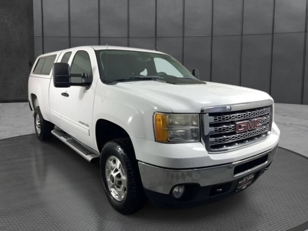Used 2013 GMC Sierra 2500 SLE w/ SLE Preferred Package AWD/4WD image 5