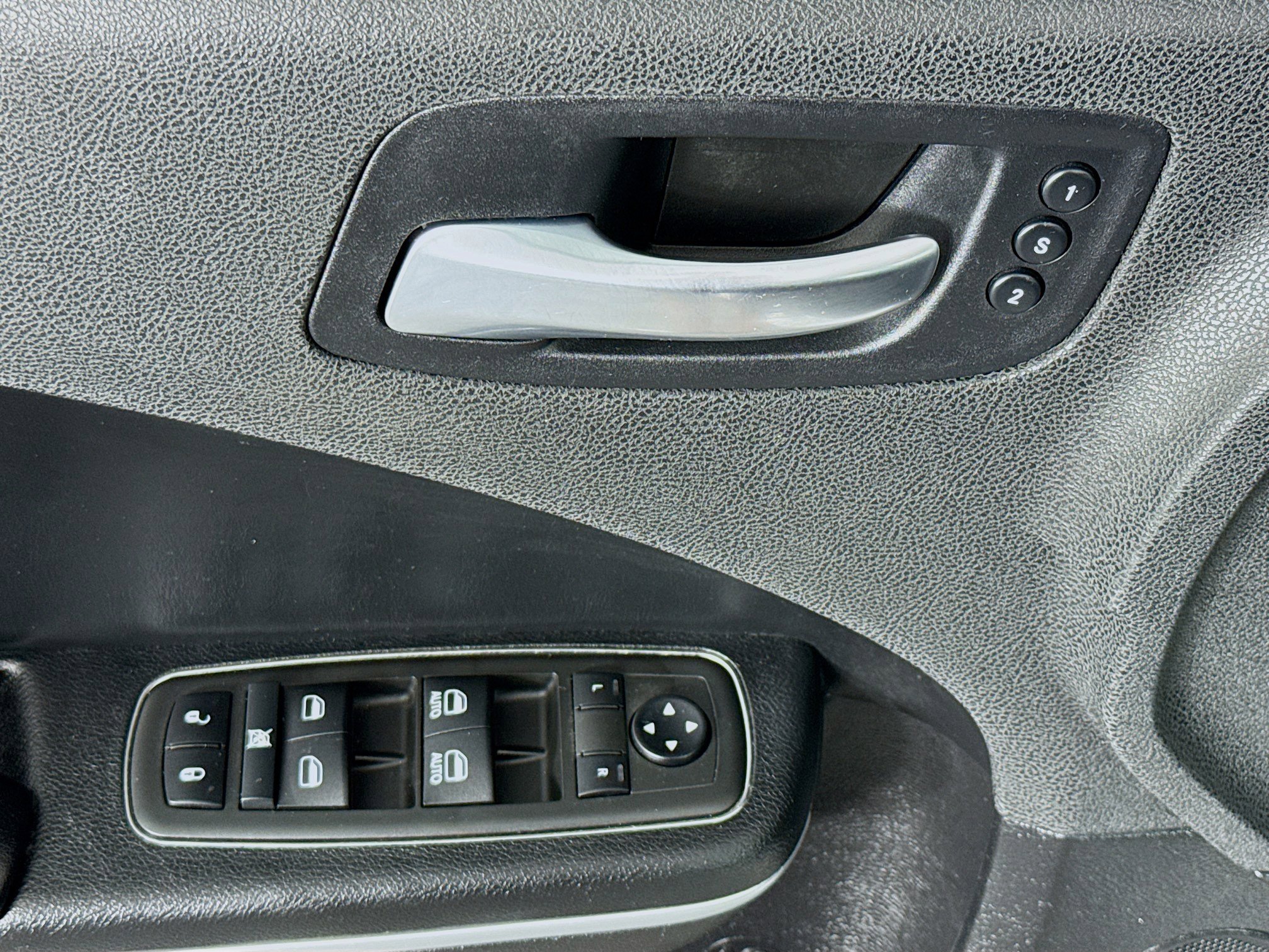 Used 2021 Dodge Charger SXT w/ Leather Interior Group image 23