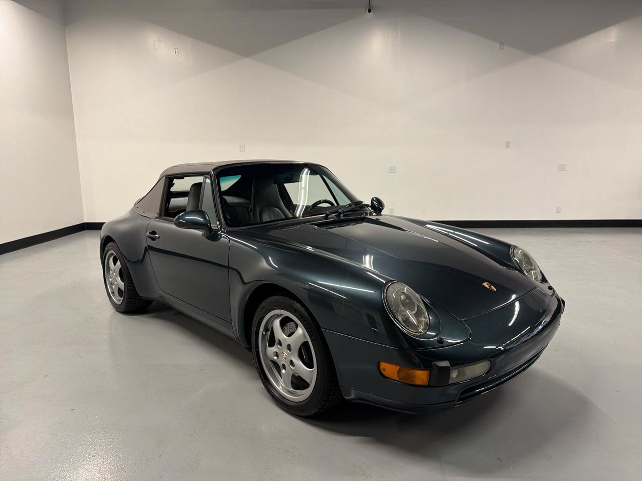 Used 1995 Porsche 911 Cabriolet image 13