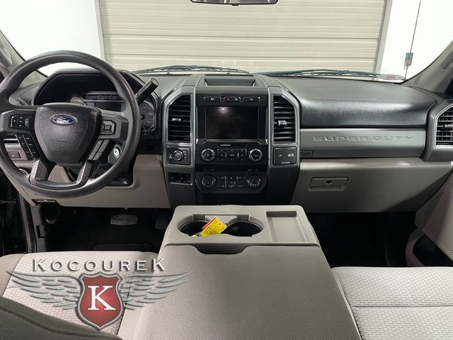 Used 2019 Ford F250 XLT w/ XLT Premium Package image 13