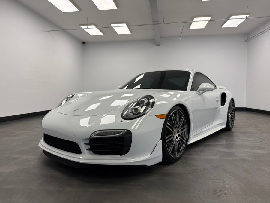 Used 2015 Porsche 911 Turbo S AWD/4WD image 4