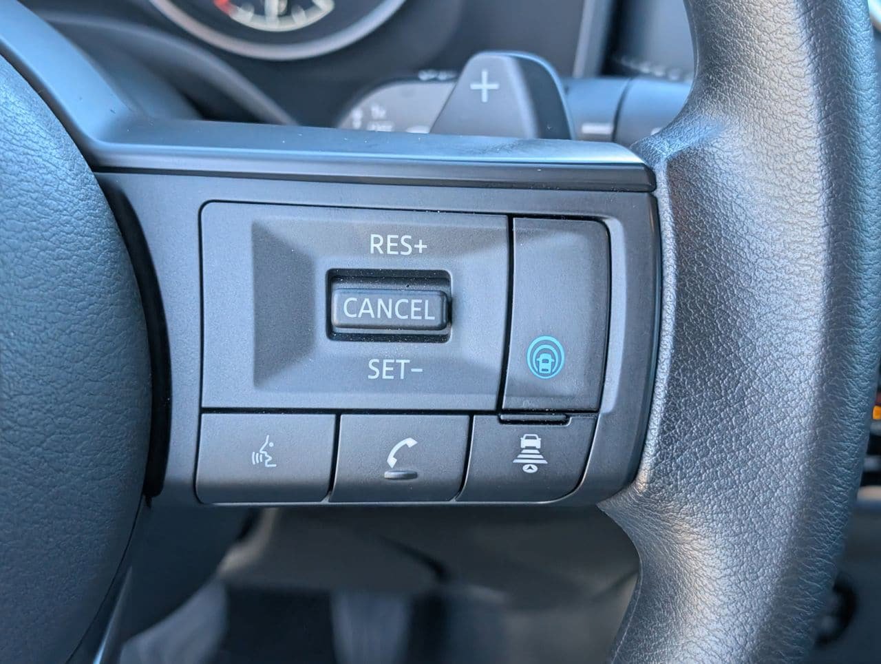 Certified 2024 Nissan Rogue SV image 23