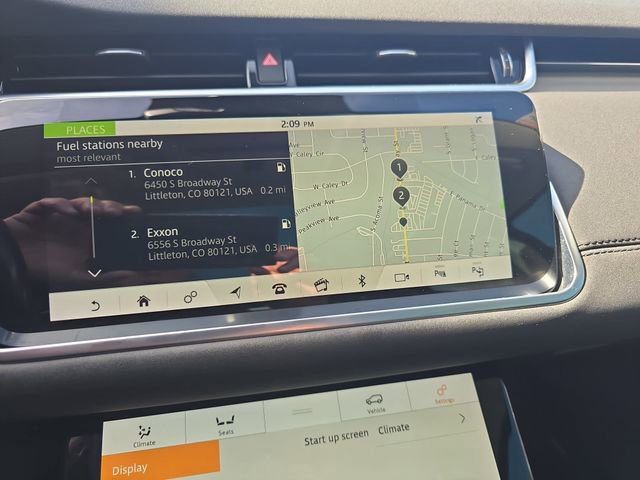 Used 2020 Land Rover Range Rover Evoque SE image 25