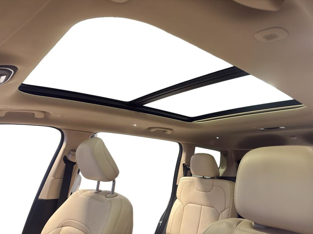 Used 2021 Jeep Grand Cherokee L Limited image 15