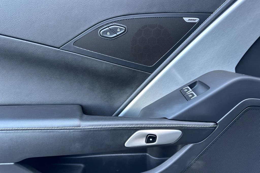 Used 2016 Chevrolet Corvette Stingray Coupe w/ Battery Protection Package image 11