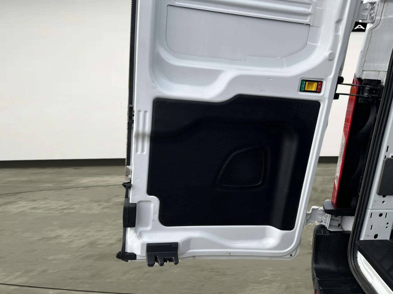 Used 2022 Ford Transit 150 Low Roof AWD image 14