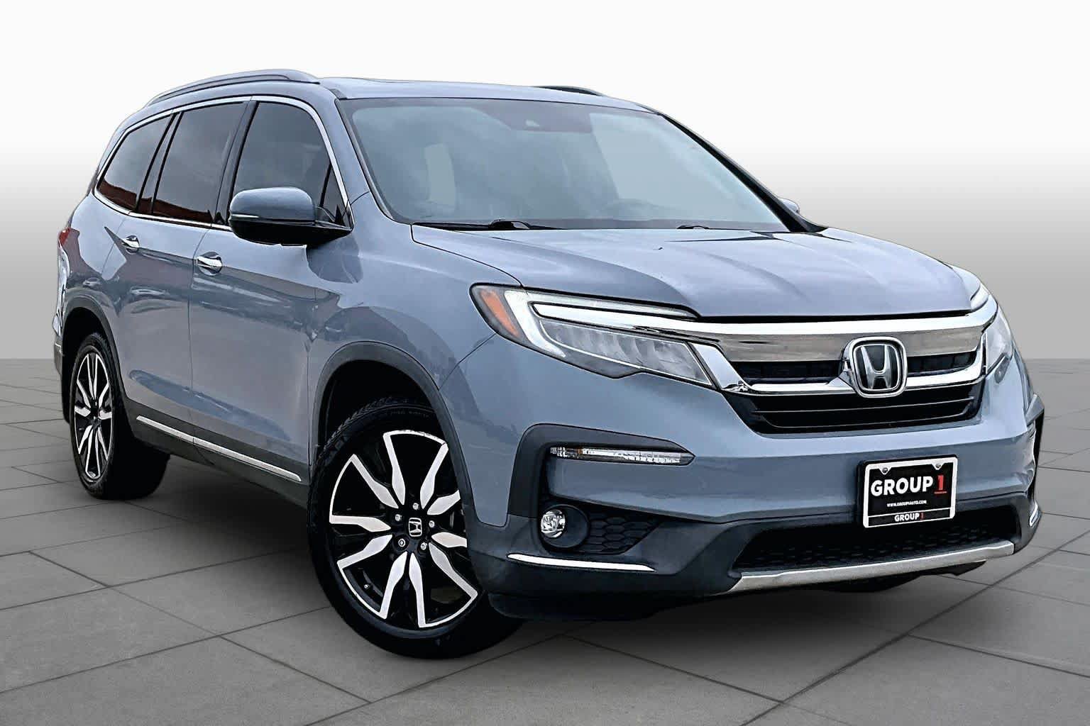 Used 2022 Honda Pilot Touring image 3