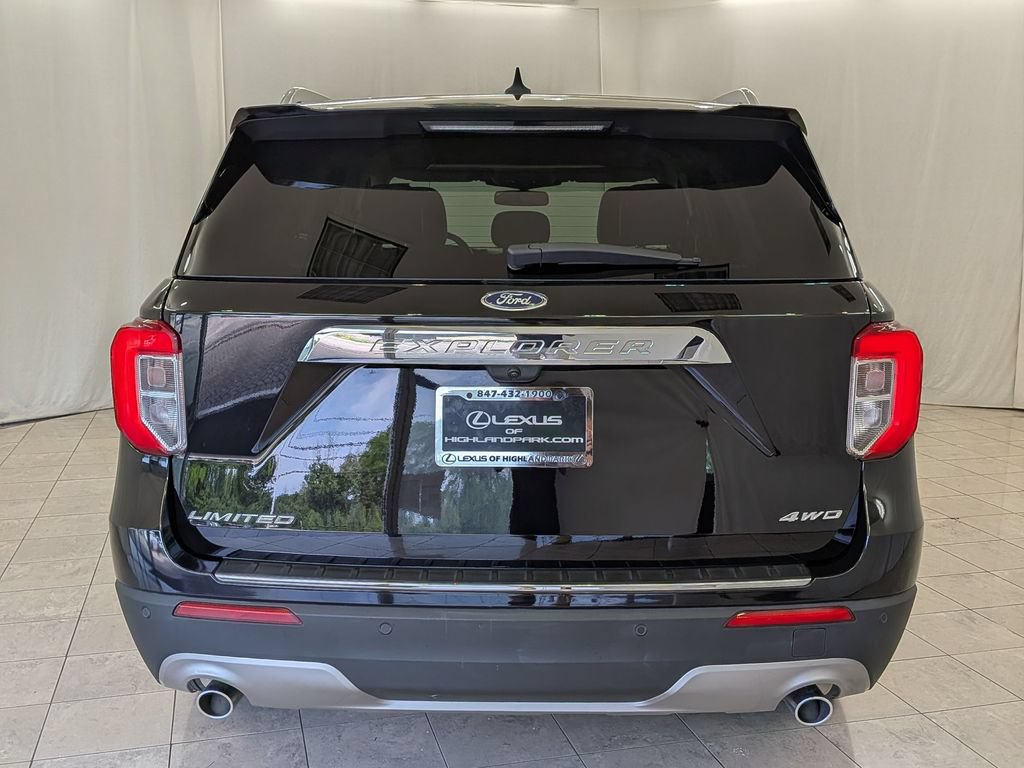 Used 2023 Ford Explorer Limited AWD/4WD image 8