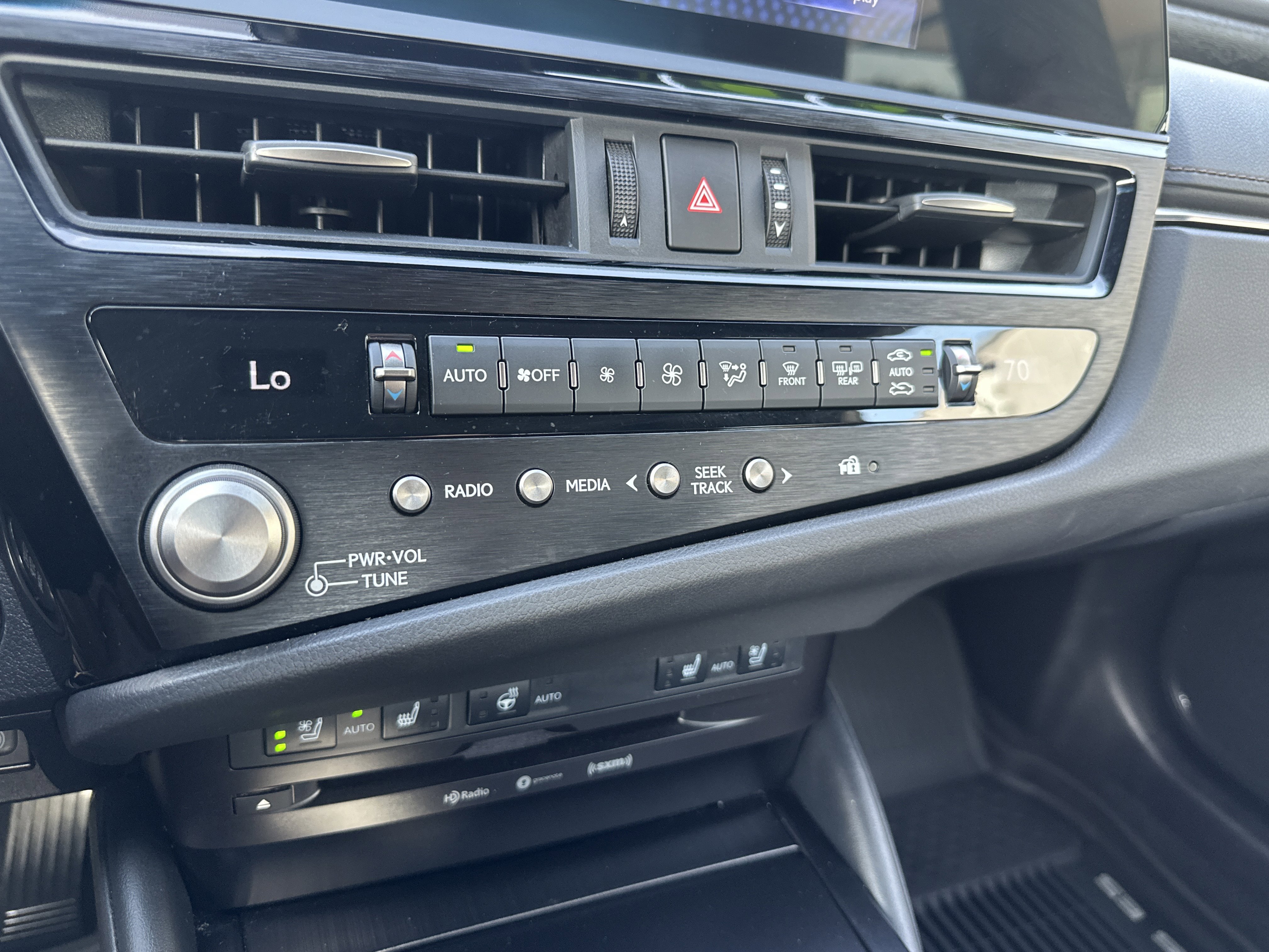 Used 2022 Lexus ES 350 w/ Premium Package image 19