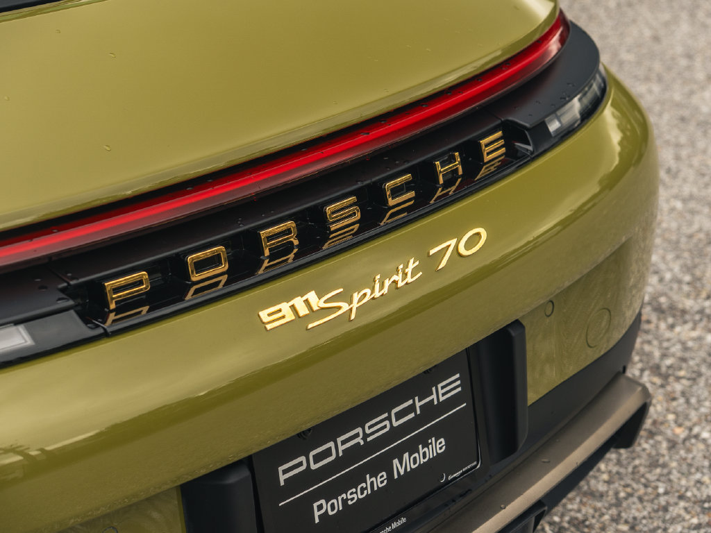 New 2026 Porsche 911 GTS RWD image 20