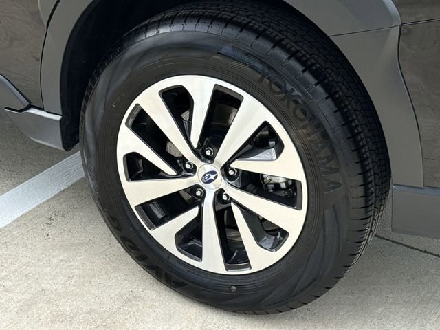 Certified 2025 Subaru Outback Premium image 12