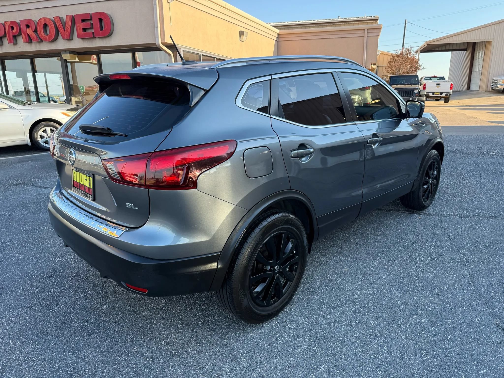 Used 2018 Nissan Rogue Sport SL FWD image 5