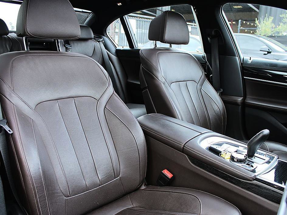 Used 2016 BMW 740i RWD image 23