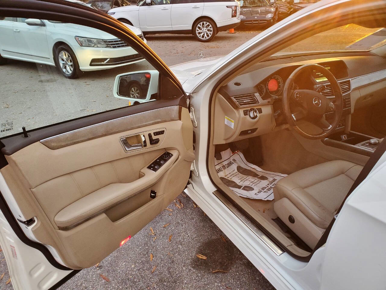 Used 2011 Mercedes-Benz E 350 4MATIC Sedan image 10