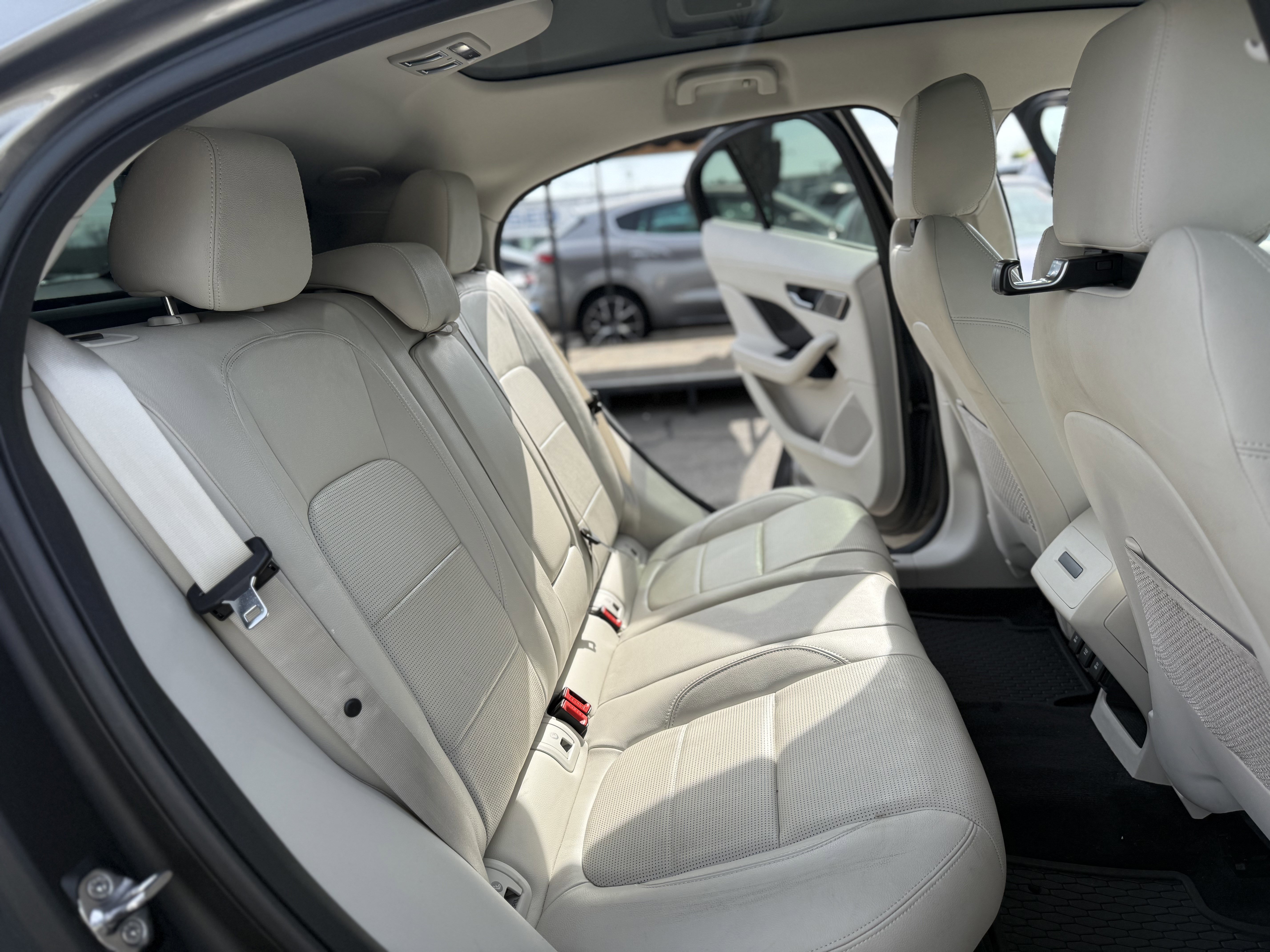 Used 2020 Jaguar I-PACE S image 24