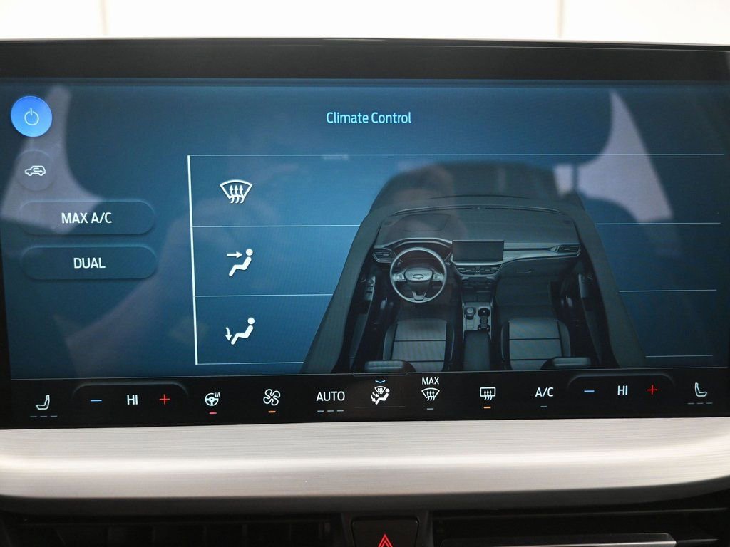 Used 2025 Ford Escape Platinum image 14