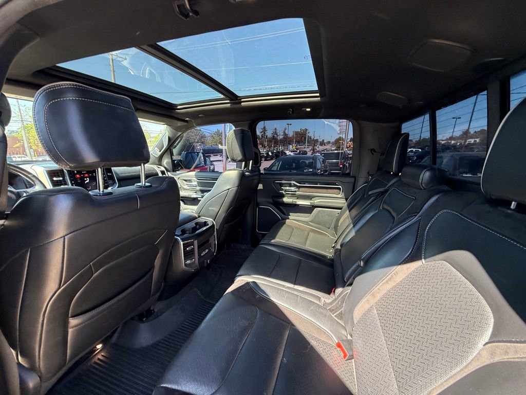 Used 2019 RAM 1500 Laramie AWD/4WD image 25