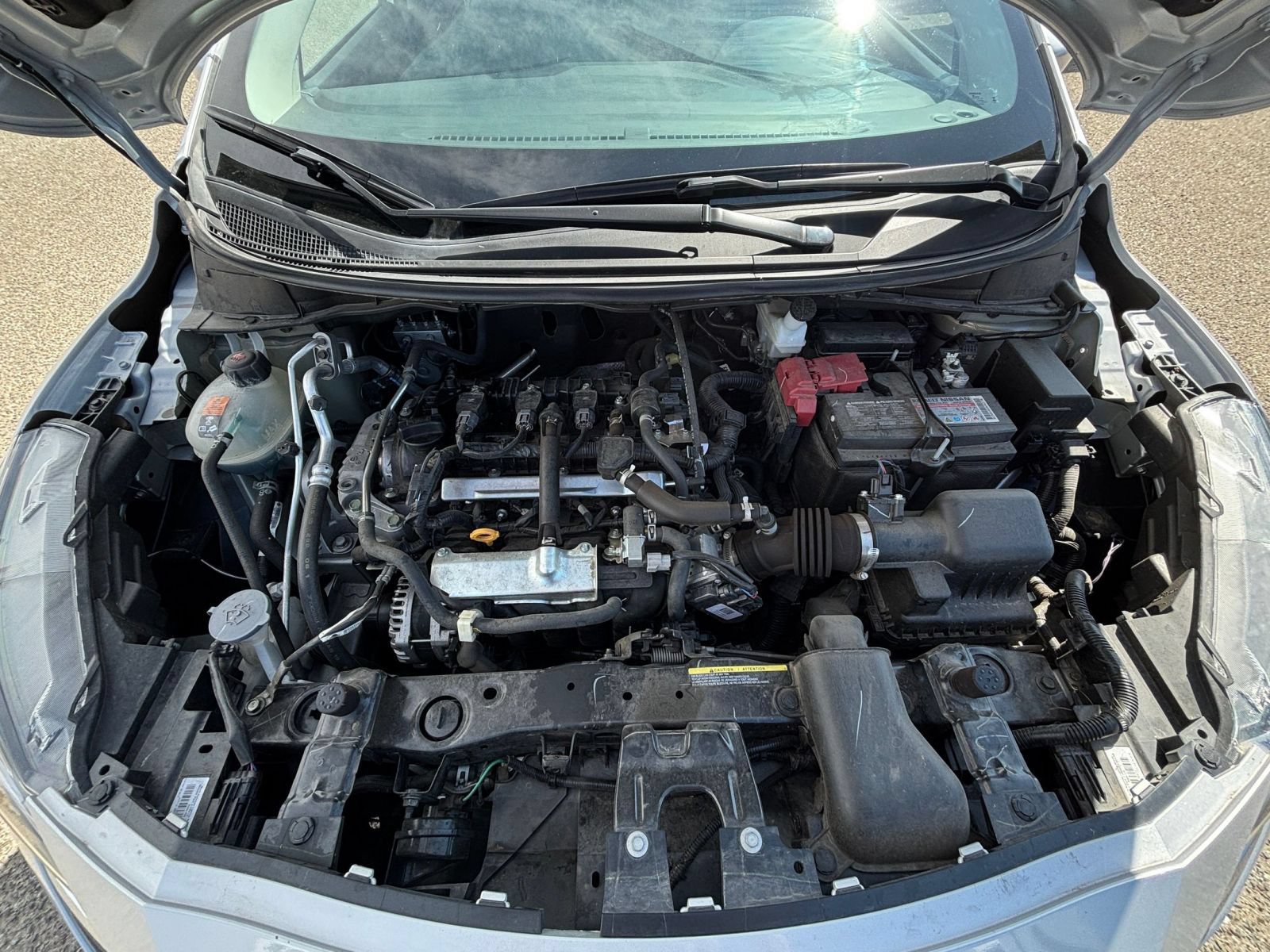 Used 2025 Nissan Versa SV FWD image 31