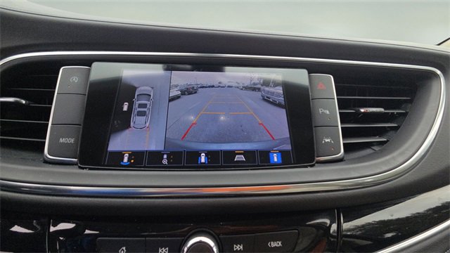 Used 2023 Buick Enclave Avenir w/ Avenir Technology Package image 40