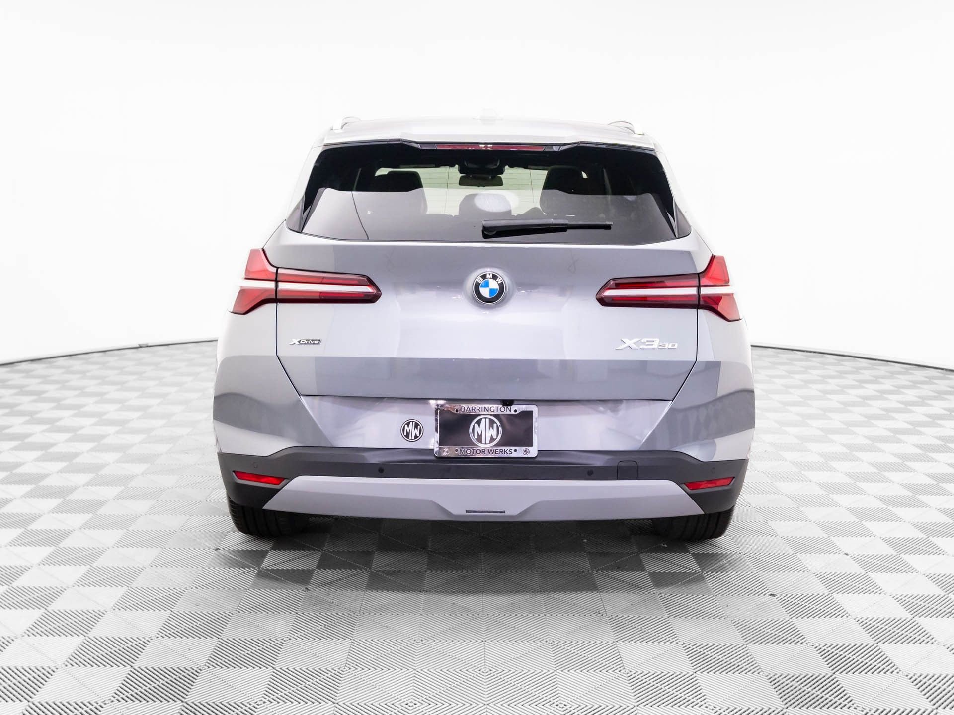 Used 2026 BMW X3 xDrive30 w/ Premium Package image 5