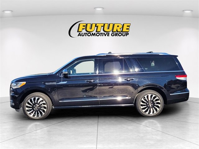 Certified 2022 Lincoln Navigator L Black Label image 8
