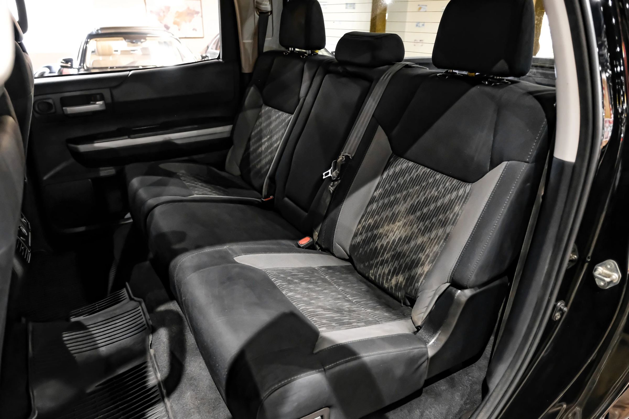 Used 2019 Toyota Tundra SR5 w/ SR5 Upgrade Package AWD/4WD image 49