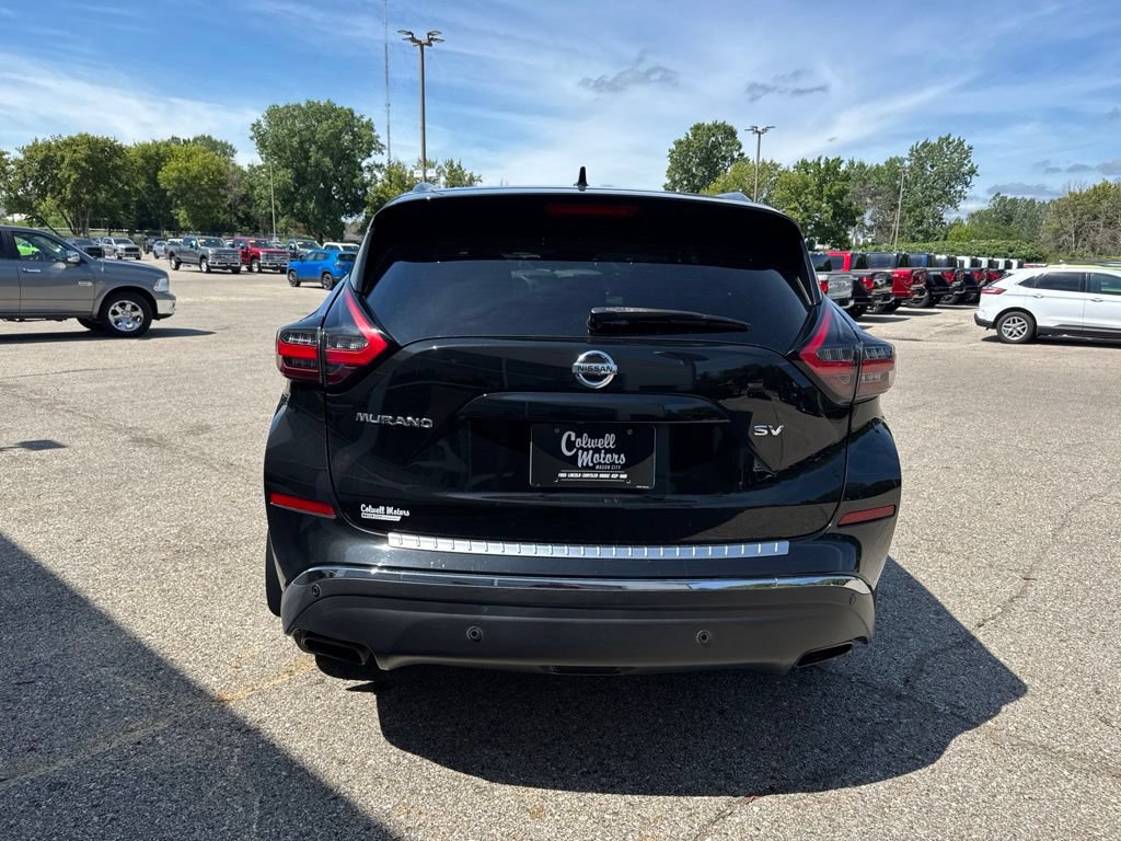 Used 2021 Nissan Murano SV w/ Cargo Package FWD image 3