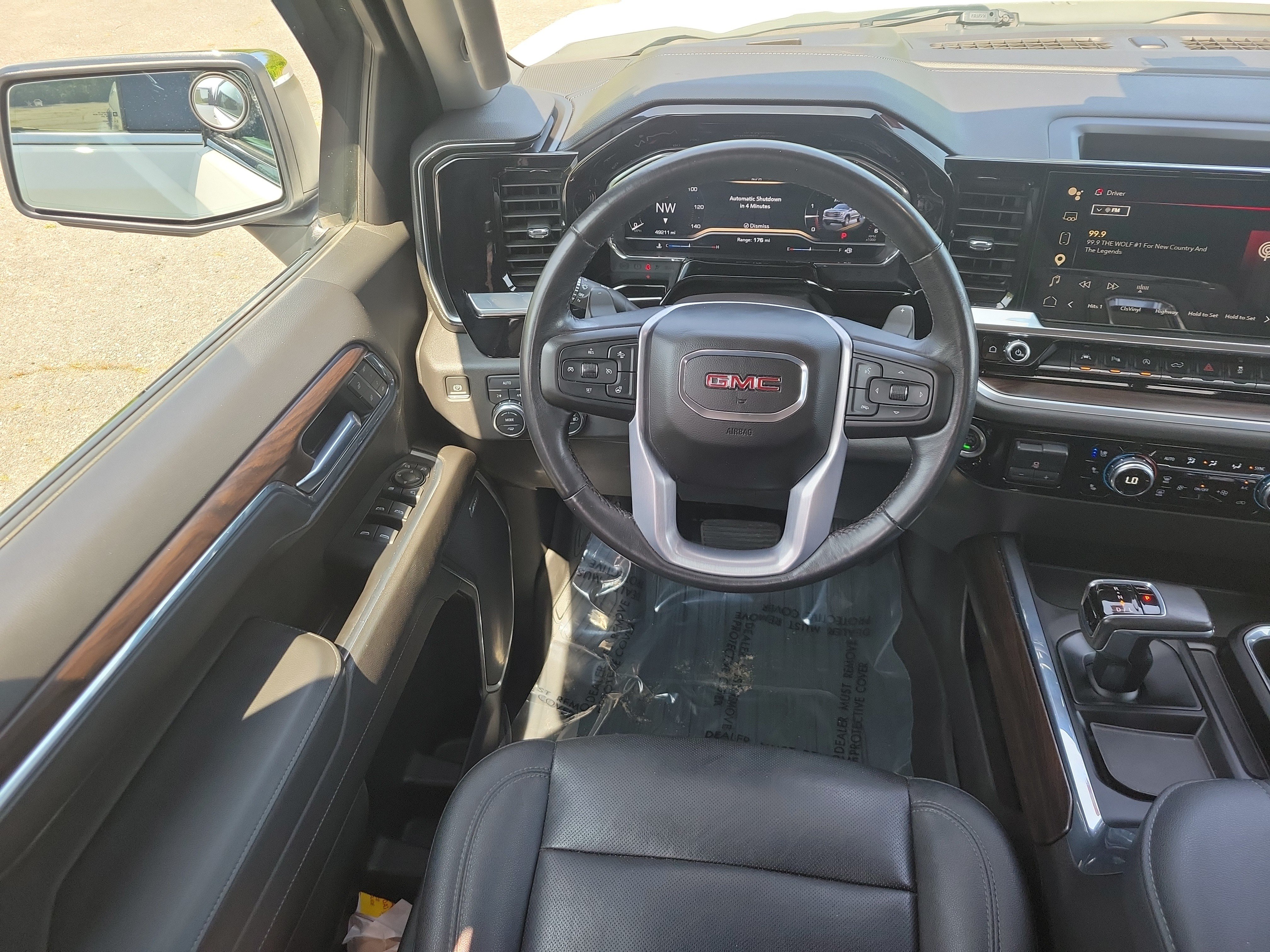 Used 2022 GMC Sierra 1500 SLT w/ SLT Premium Plus Package AWD/4WD image 19