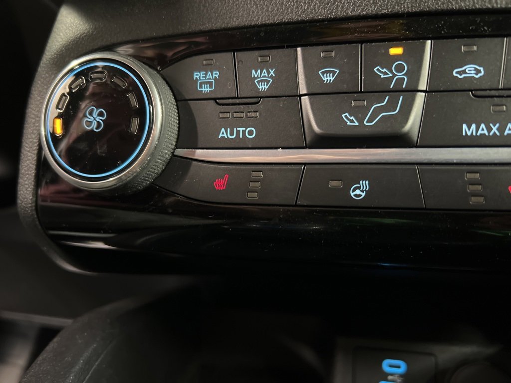 Certified 2022 Ford Escape SE w/ Cold Weather Package image 15