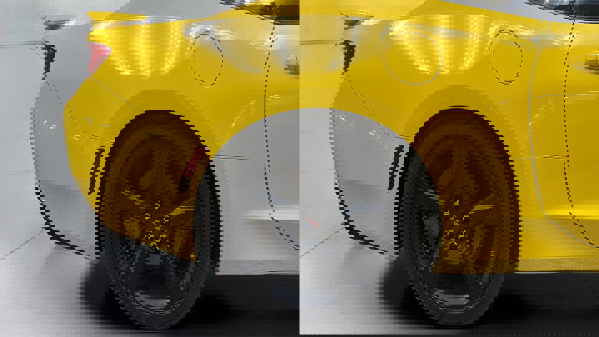 Used 2016 Chevrolet Camaro SS image 35