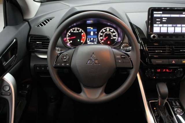 New 2026 Mitsubishi Eclipse Cross LE AWD/4WD image 21