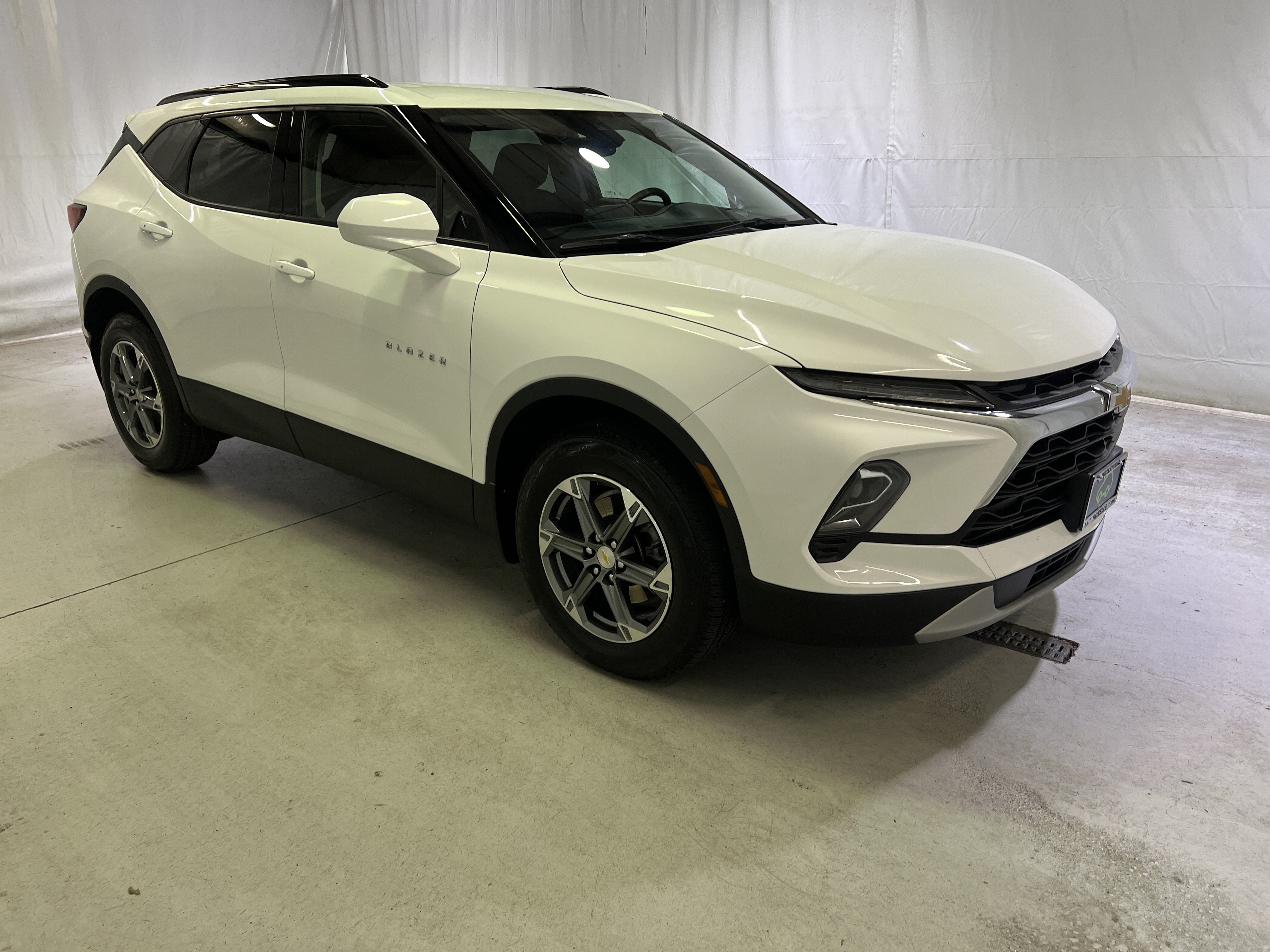 Certified 2023 Chevrolet Blazer LT w/ Convenience Package FWD image 2