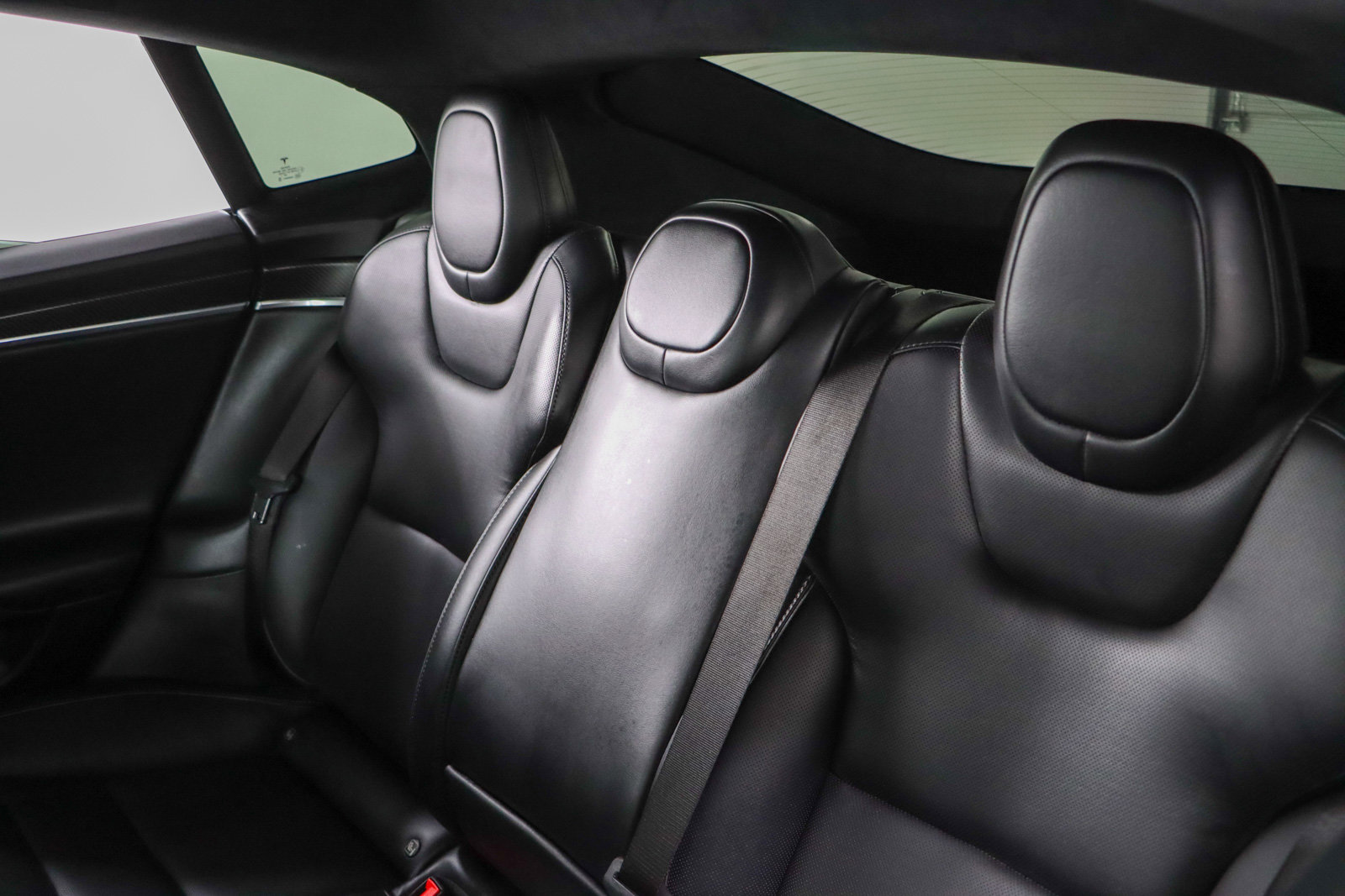 Used 2022 Tesla Model S Plaid image 23