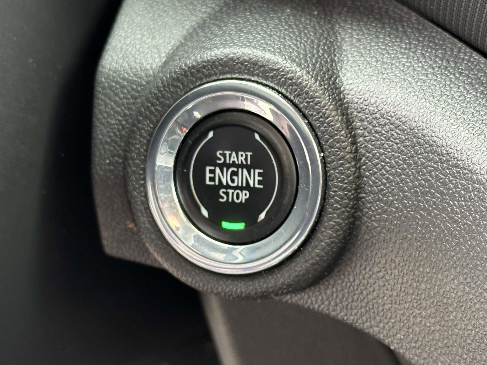 Used 2023 Chevrolet TrailBlazer ACTIV w/ Convenience Package AWD/4WD image 28