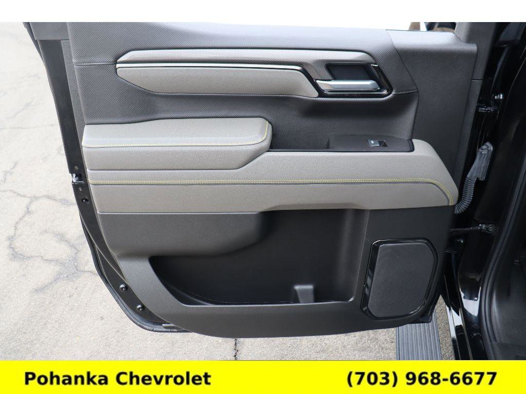 Used 2025 Chevrolet Silverado 1500 ZR2 w/ Technology Package image 24