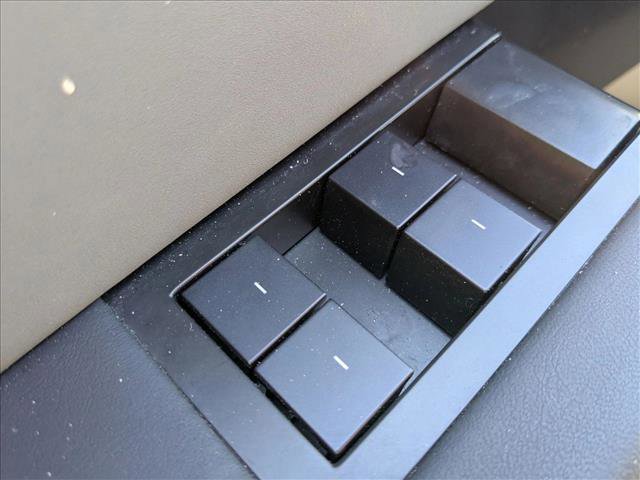 Used 2024 Tesla Cybertruck AWD Crew Cab image 10