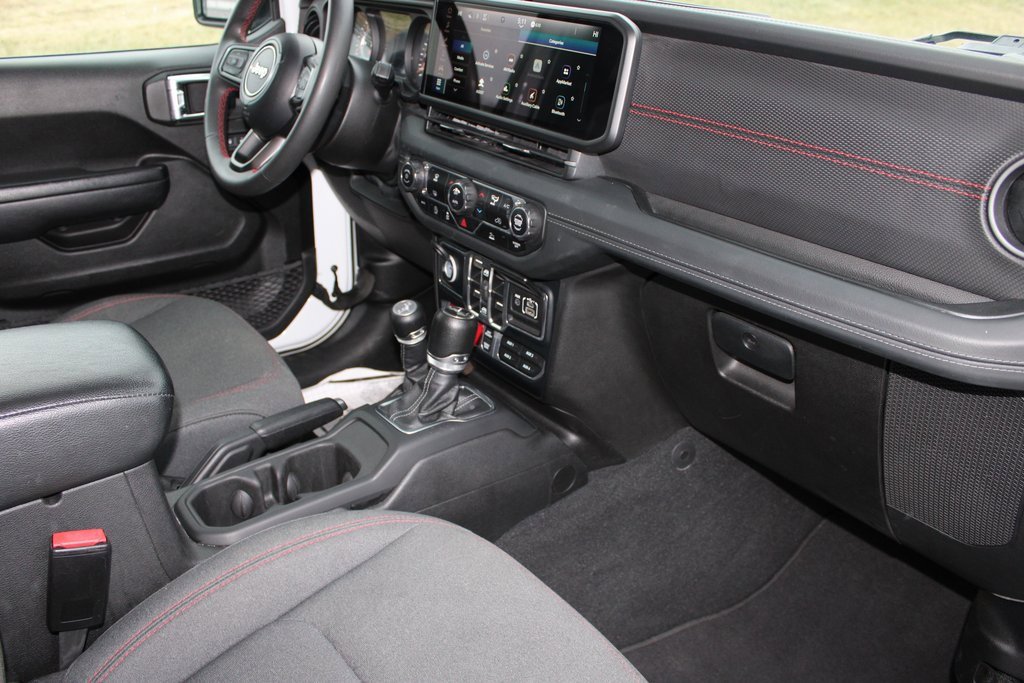 Used 2024 Jeep Wrangler Unlimited Rubicon image 21