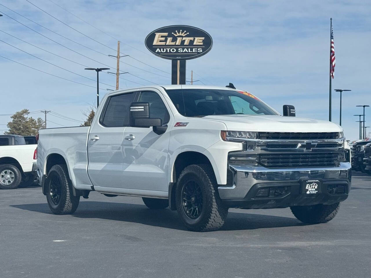 Used 2020 Chevrolet Silverado 1500 LT w/ Convenience Package image 1