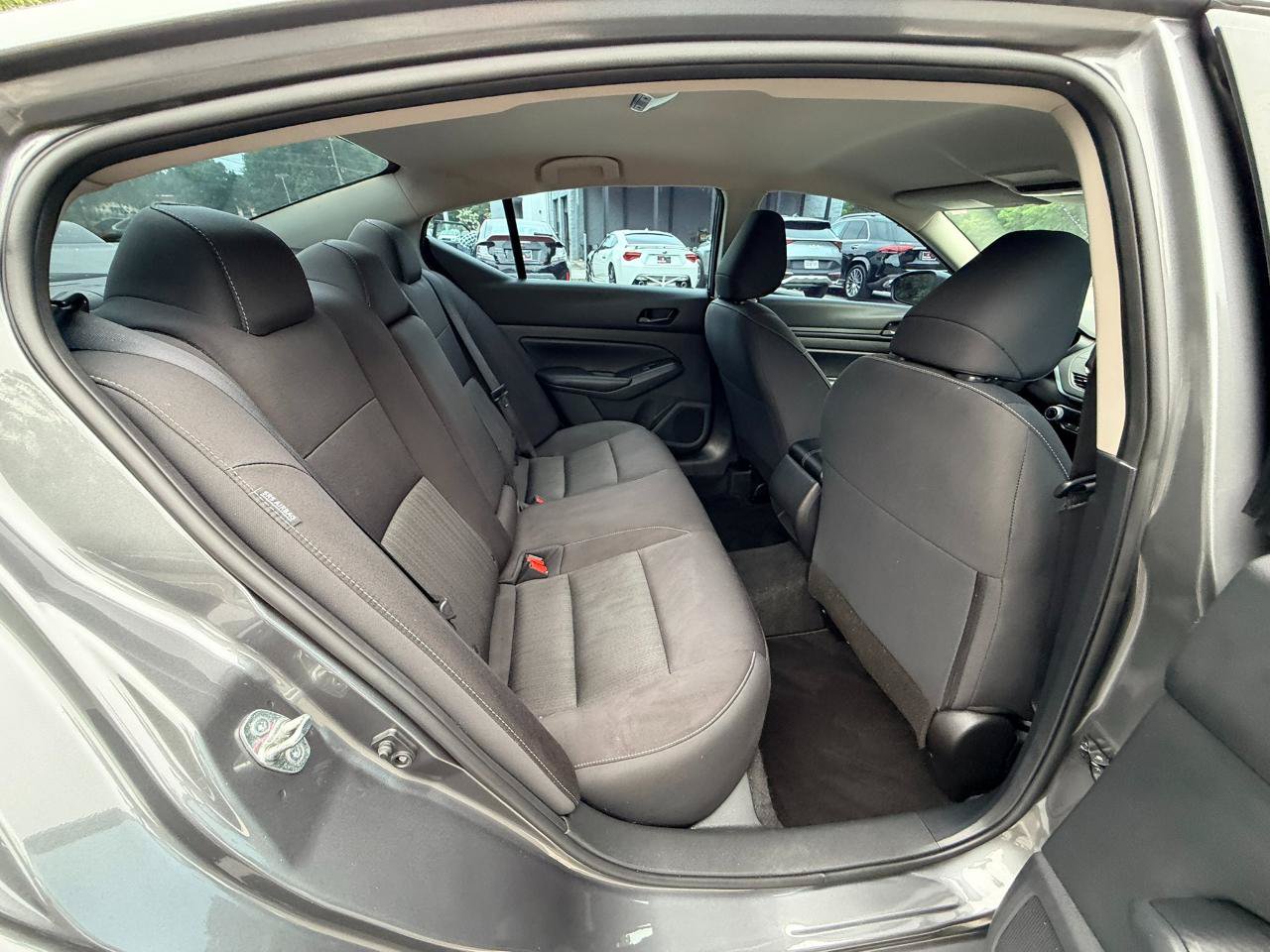 Used 2024 Nissan Altima 2.5 S FWD image 13