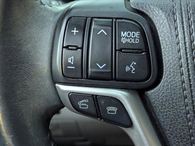 Used 2016 Toyota Highlander Limited w/ Driver Technology Package image 14