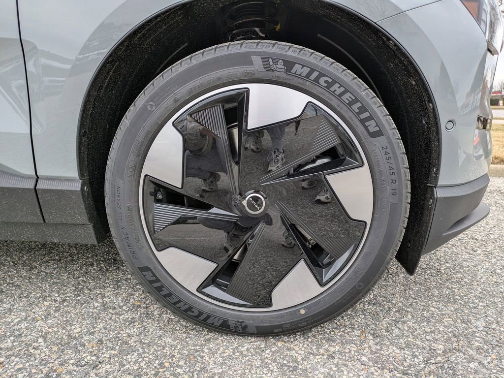 New 2026 Volvo EX30 Ultra w/ Protection Package image 11