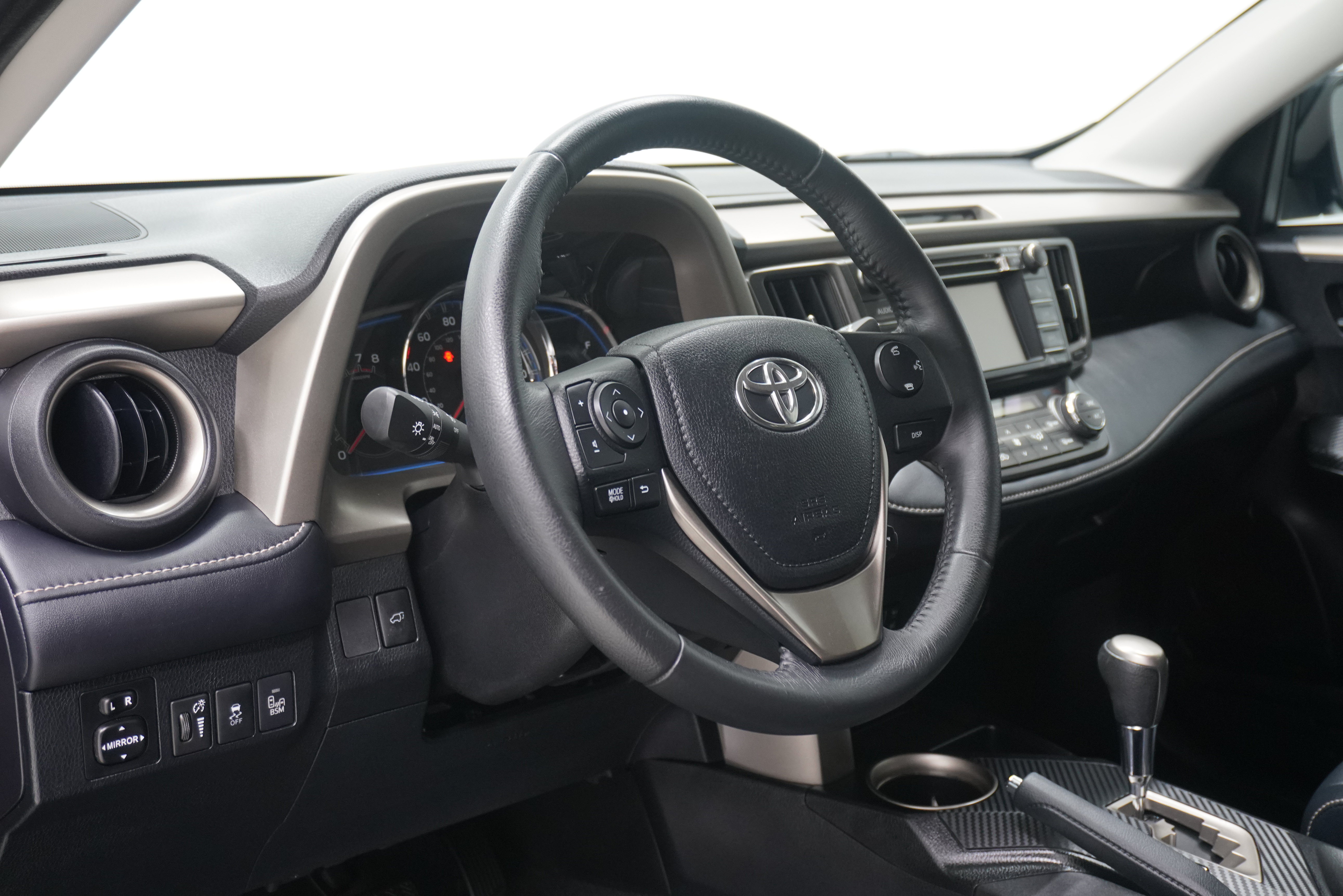 Used 2013 Toyota RAV4 Limited FWD image 10