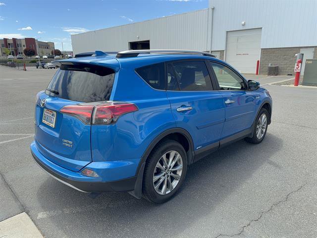 Used 2018 Toyota RAV4 Limited w/ Advanced Technology Package AWD/4WD image 34