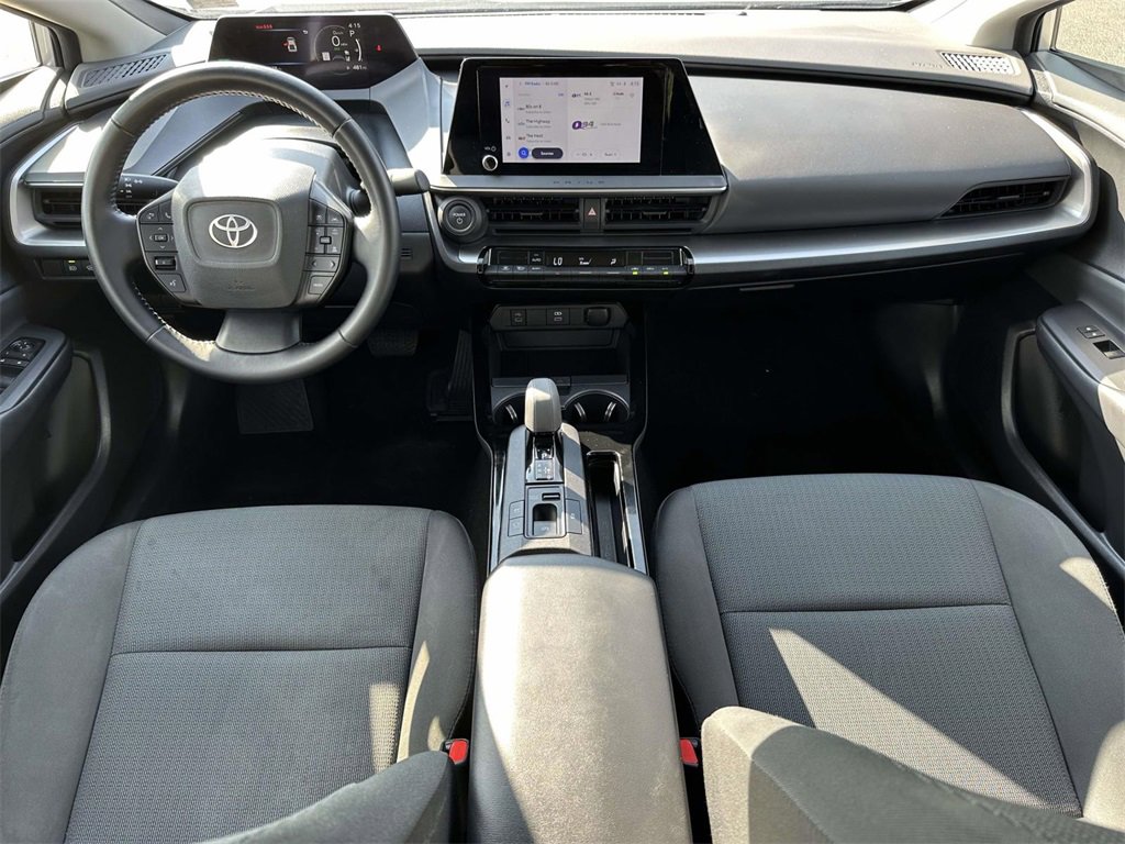 Used 2024 Toyota Prius LE image 2