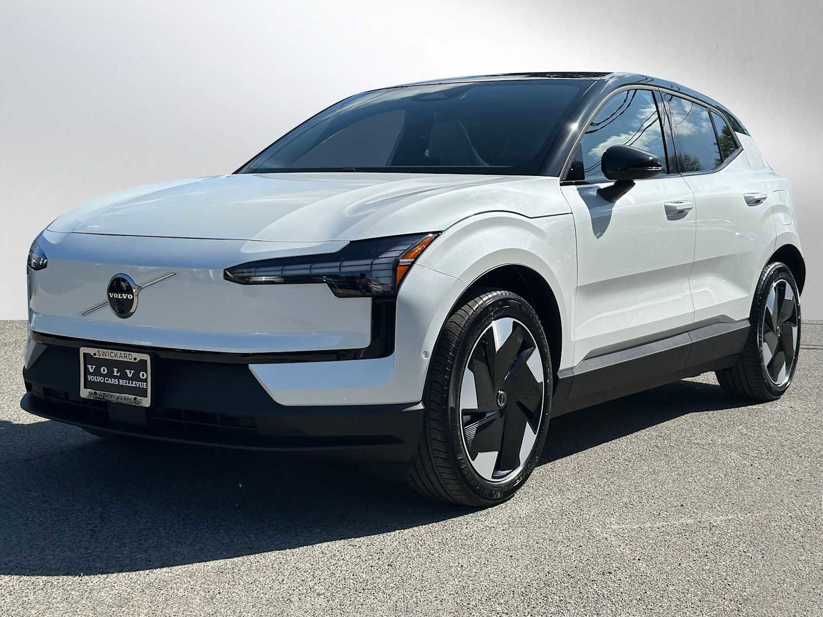 New 2026 Volvo EX30 Ultra w/ Protection Package Premier AWD/4WD image 7